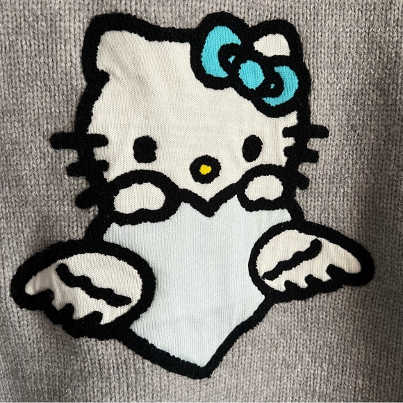 Hello Kitty Grey Sweater - Picture 3 of 10